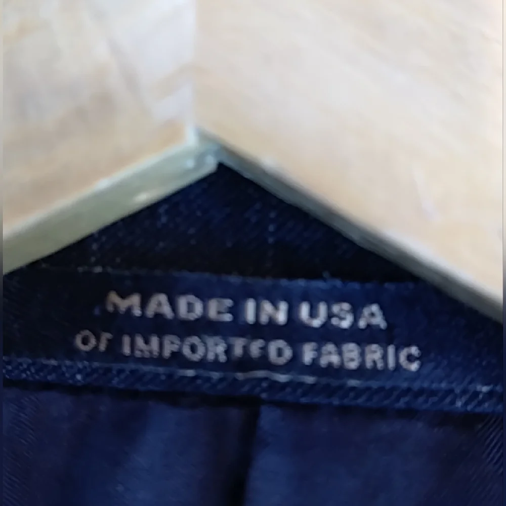 Suits - Picture 10 of 10